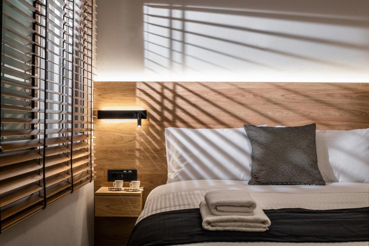 The Big Little One. Stylish & Convenient Apartment Heraklion Exteriör bild