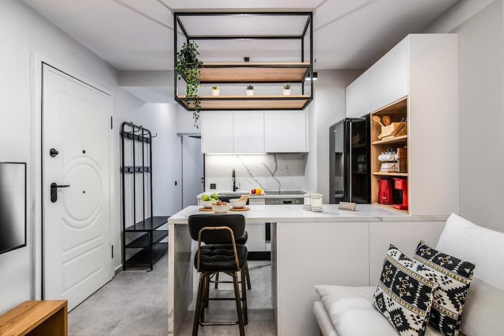 The Big Little One. Stylish & Convenient Apartment Heraklion Exteriör bild